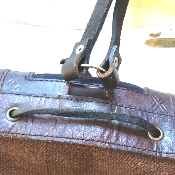 Taos LEATHER Blanket Wool Handcrafted Pockets Buckles Straps Unique BACKPACK EUC - Picture 14 of 16